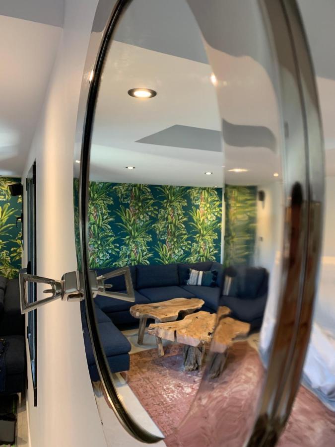 Casa Jungle ! Superb Duplex Apartment, Place Des Lices ! Apartamento Saint-Tropez